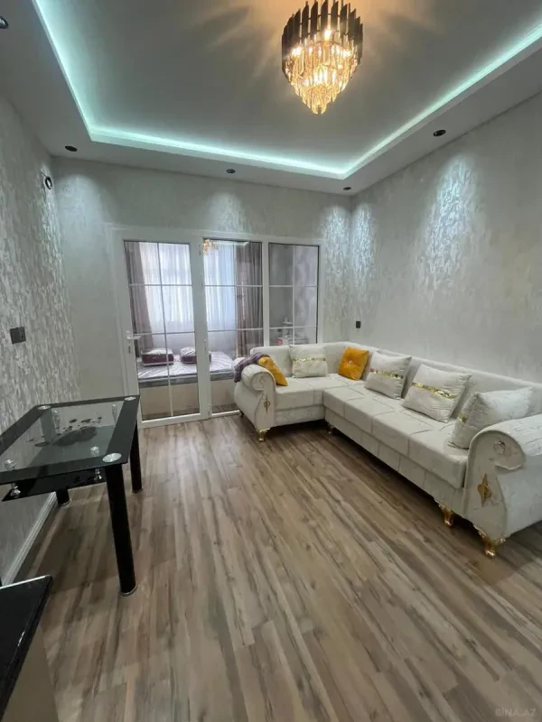 Satılır 2 otaqlı mənzil 30 m²