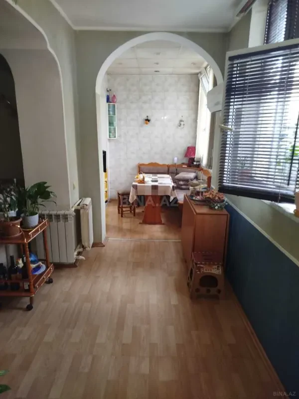 Satılır 3 otaqlı mənzil 60 m²