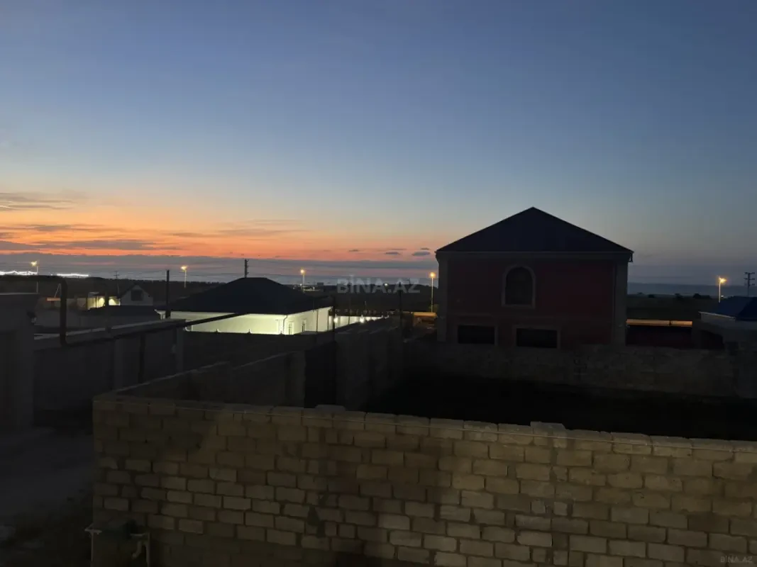 Kirayə verilir 4 otaqlı həyət evi 100 m²