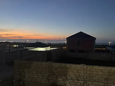 Kirayə verilir 4 otaqlı həyət evi 100 m² — Bakı 4 otaq 100.00 m²