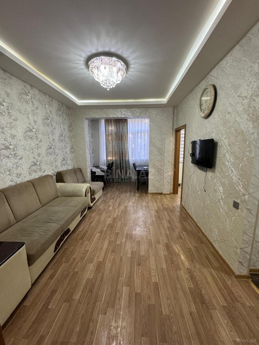 Satılır 2 otaqlı mənzil 58 m²