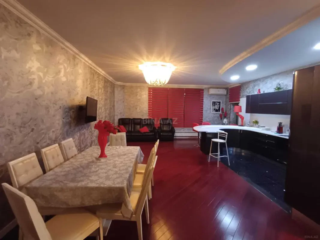 Kirayə verilir 4 otaqlı mənzil 175 m²