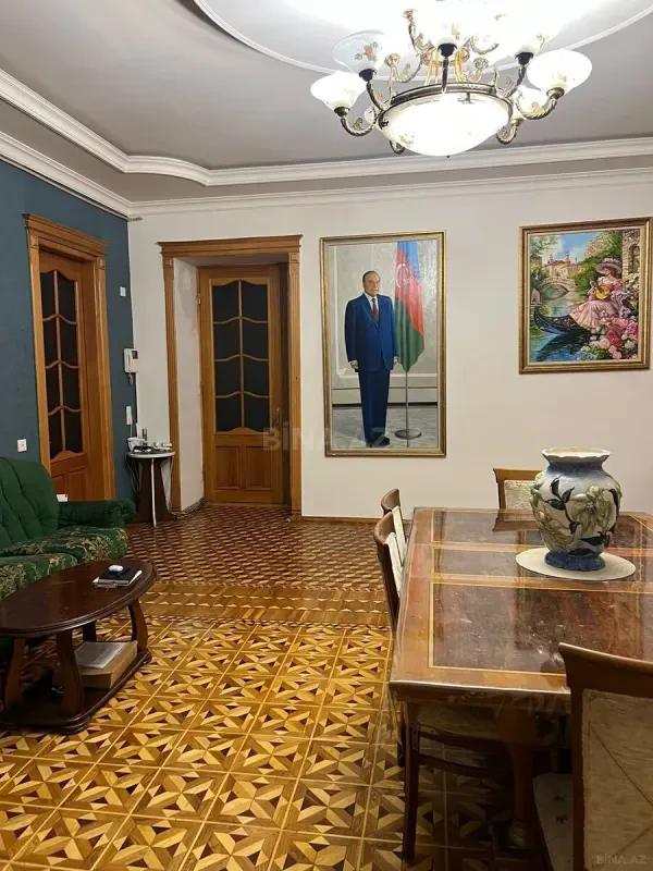 Kirayə verilir 3 otaqlı mənzil 110 m²