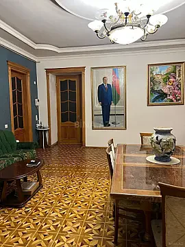 Kirayə verilir 3 otaqlı mənzil 110 m² — Bakı, Sahil qəs. 3 otaq 110.00 m²