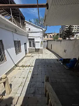 Satılır 6 otaqlı həyət evi 180 m² — Bakı, Bayıl 6 otaq 180.00 m²