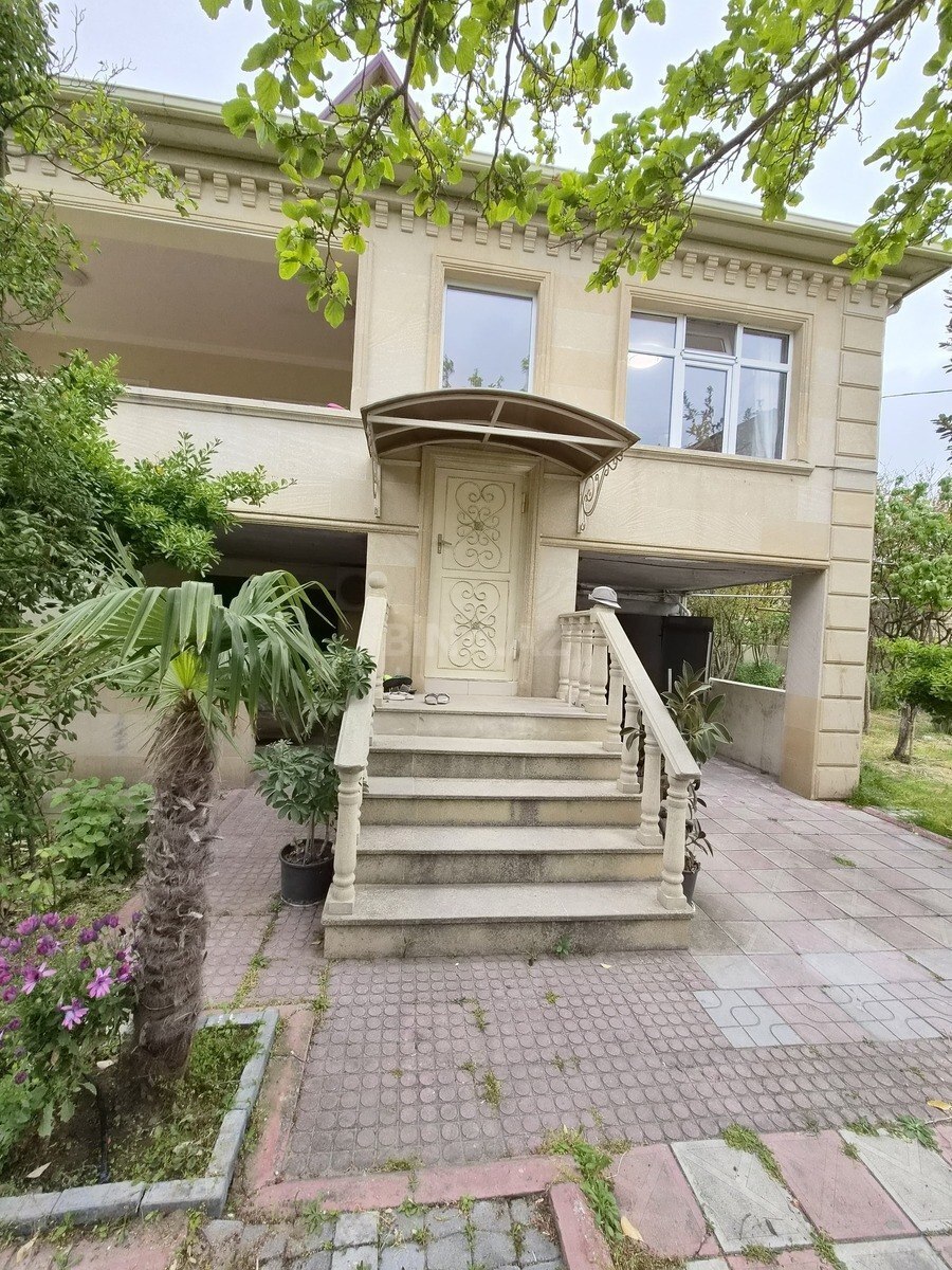 Kirayə verilir 5 otaqlı həyət evi 130 m²