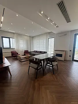 Kirayə verilir 4 otaqlı mənzil 165 m² — Bakı 4 otaq 165.00 m²