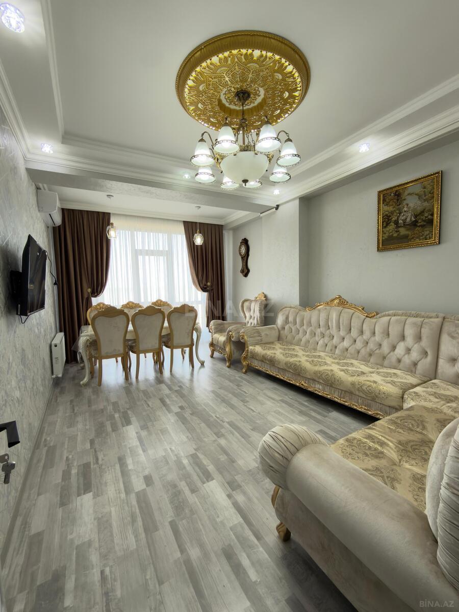 Kirayə verilir 2 otaqlı mənzil 75 m²