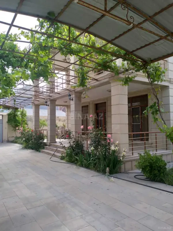 Kirayə verilir 5 otaqlı həyət evi 130 m²