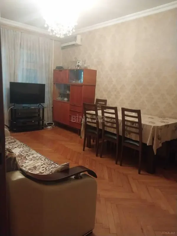 Satılır 2 otaqlı mənzil 62 m²