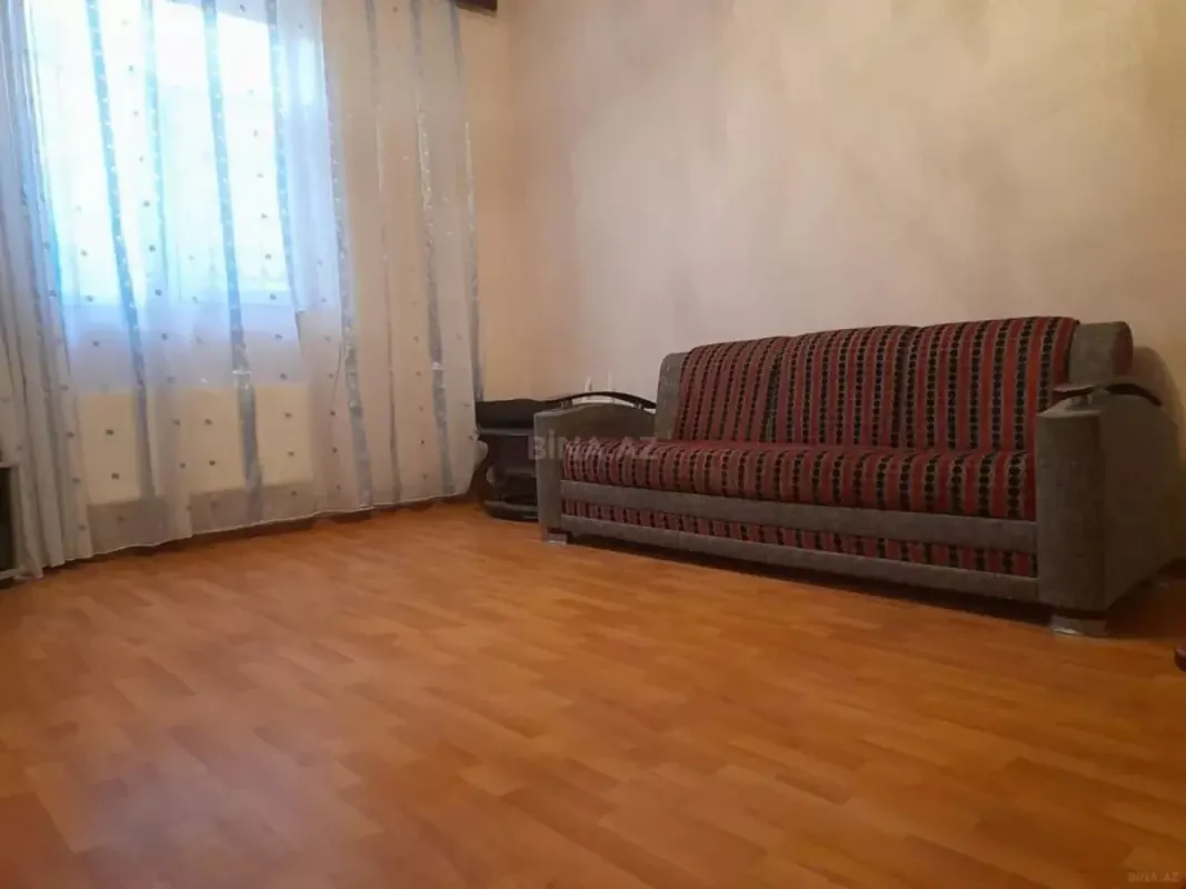 Satılır 4 otaqlı həyət evi 90 m²