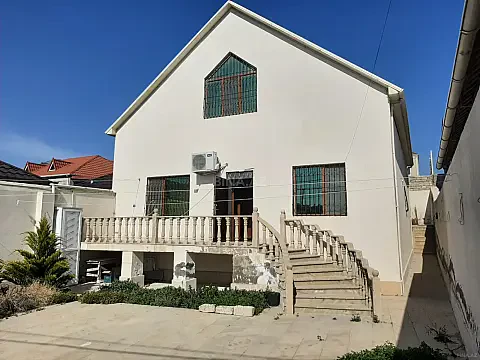 Satılır 6 otaqlı həyət evi 200 m² — Bakı, Xəzər 6 otaq 200.00 m²