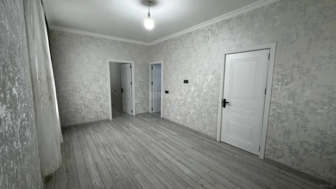 Satılır 2 otaqlı mənzil 52 m²