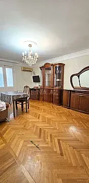 Satılır 3 otaqlı mənzil 73 m² — Bakı, Memar Əcəmi yanı 3 otaq 73.00 m²