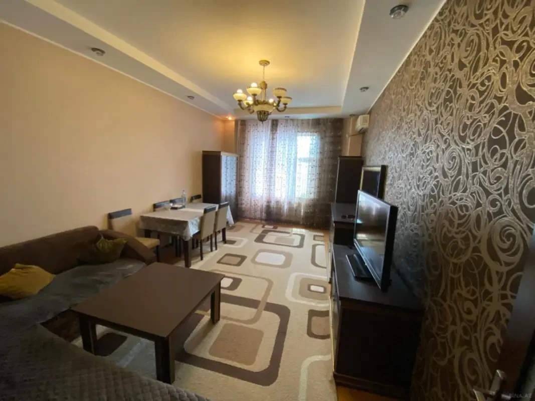 Kirayə verilir 3 otaqlı mənzil 110 m²