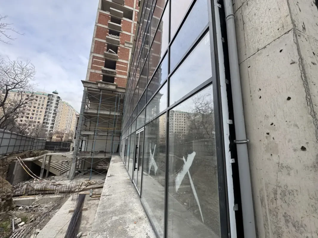 Satılır obyekt 100 m²