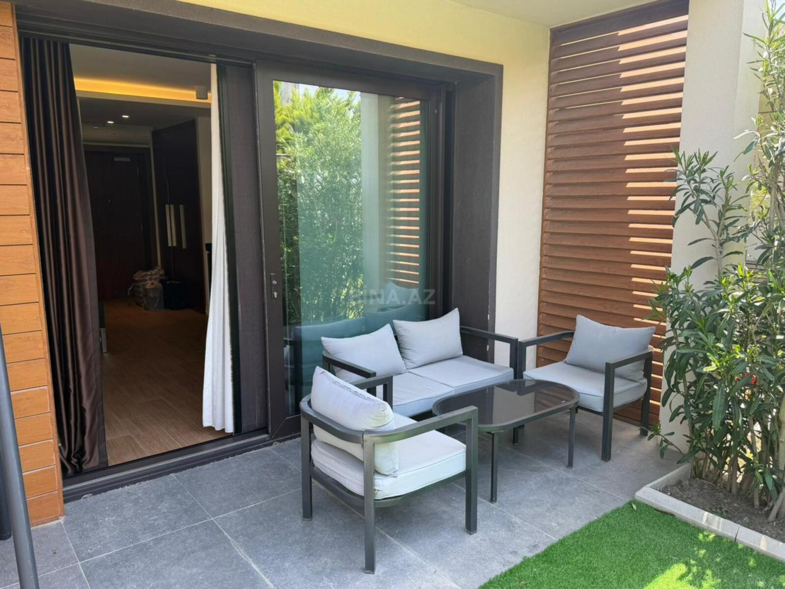 Kirayə verilir 1 otaqlı mənzil 55 m²