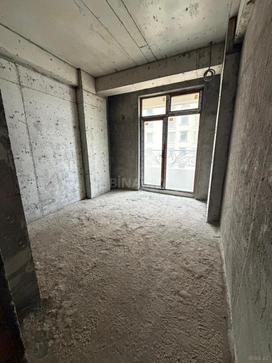 Satılır 2 otaqlı mənzil 84 m²