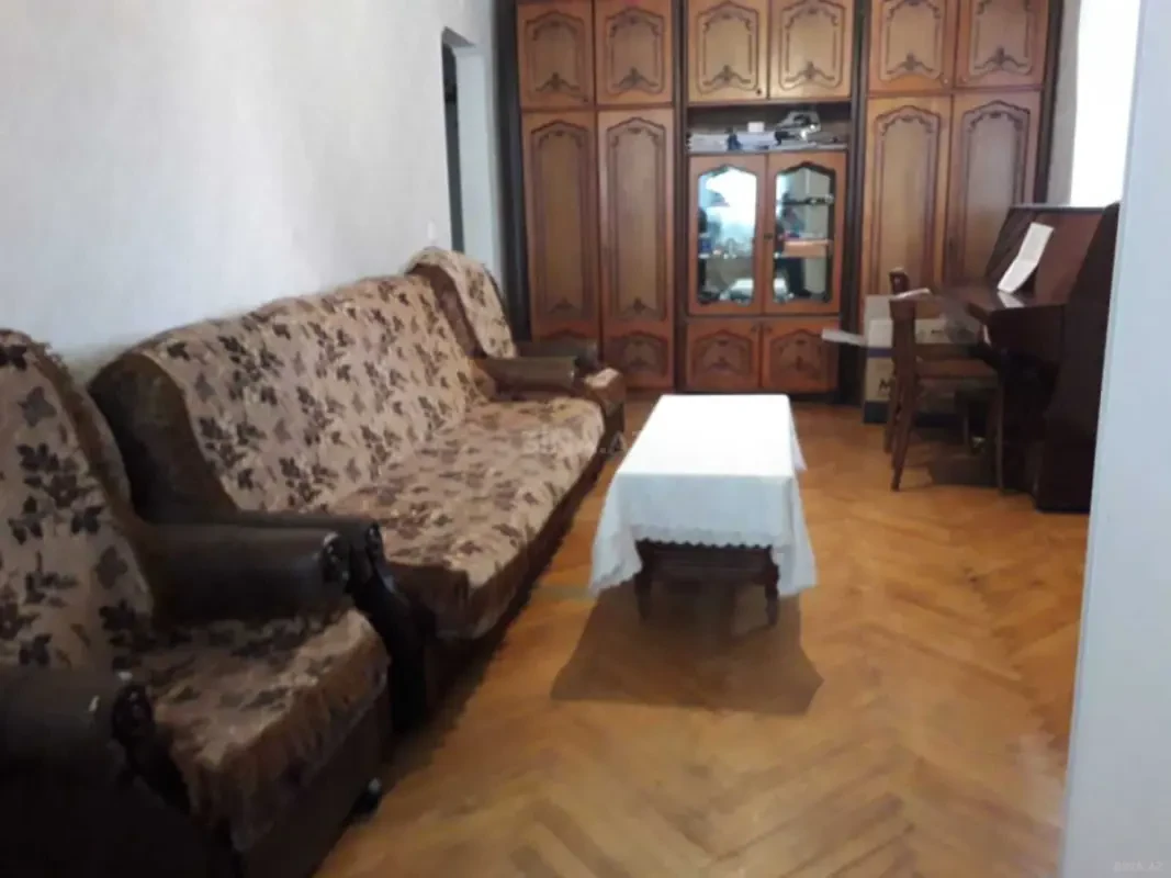 Satılır 1 otaqlı mənzil 35 m²