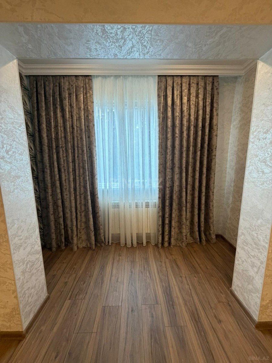 Satılır 3 otaqlı mənzil 96 m²