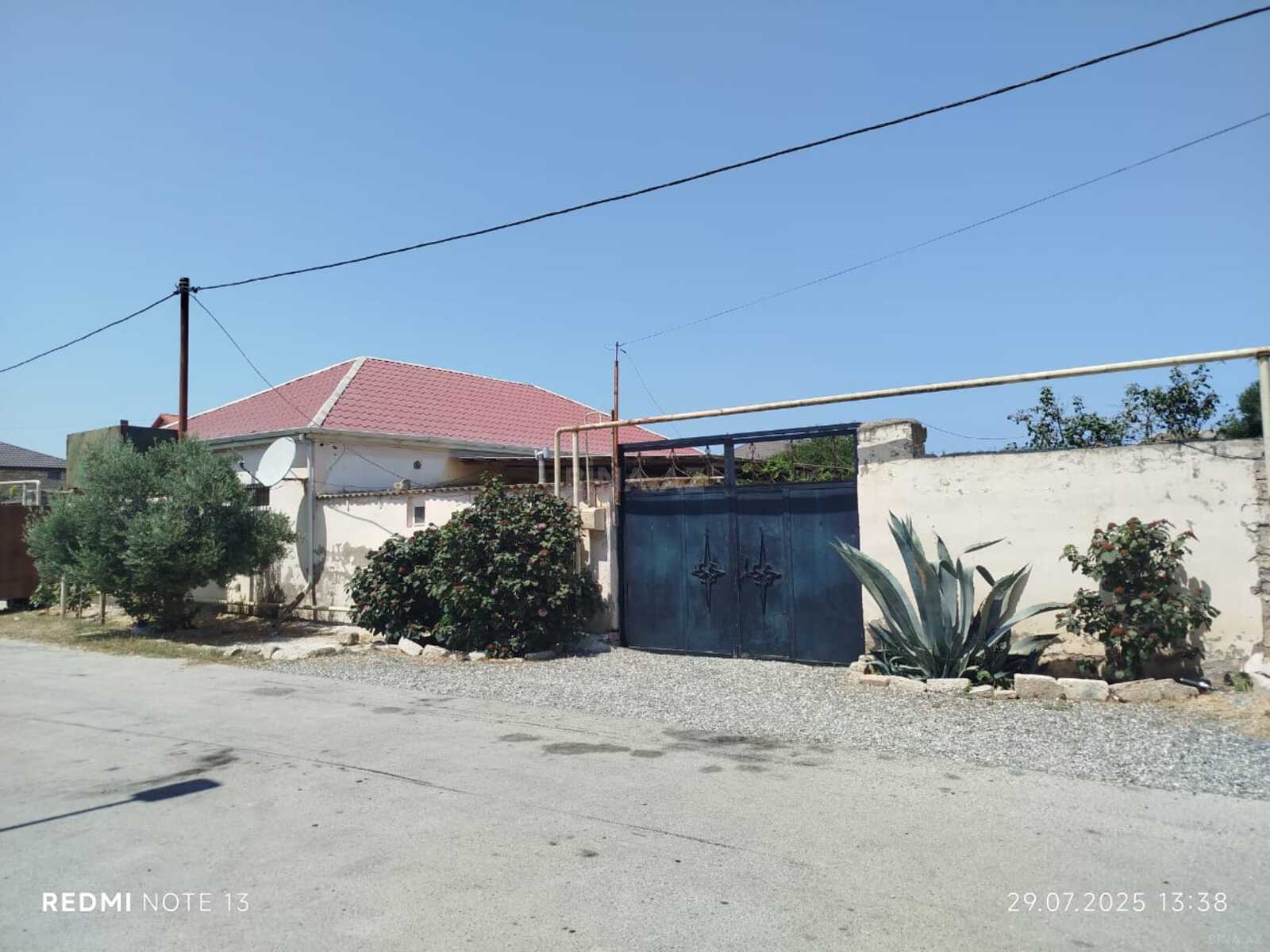Satılır 5 otaqlı həyət evi 140 m²
