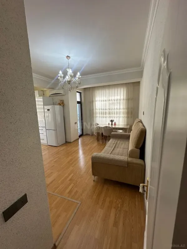 Satılır 3 otaqlı mənzil 84 m²