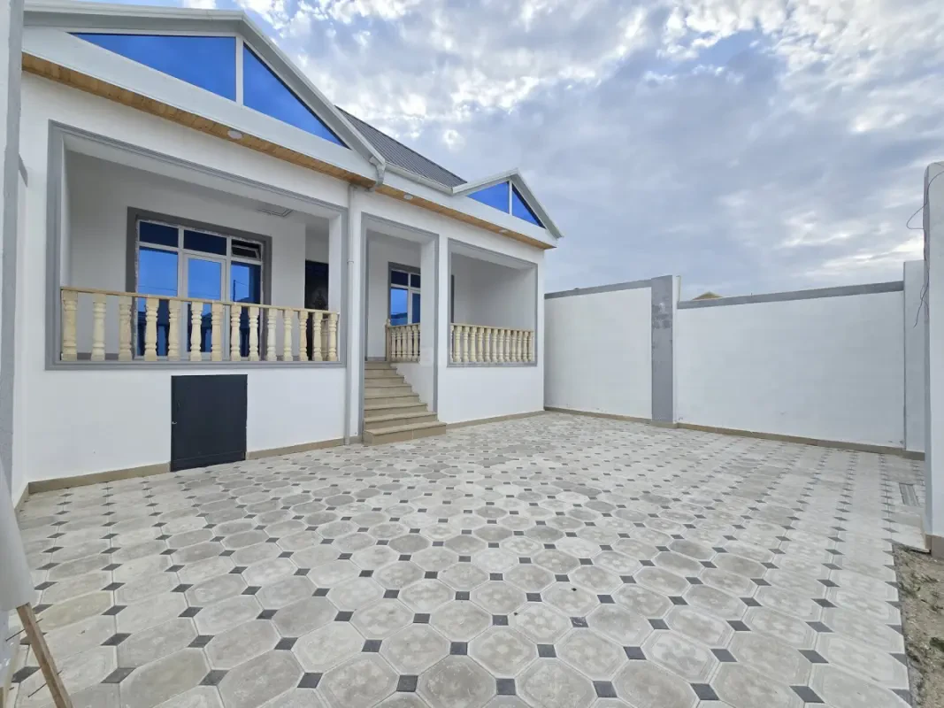 Satılır 4 otaqlı həyət evi 120 m²