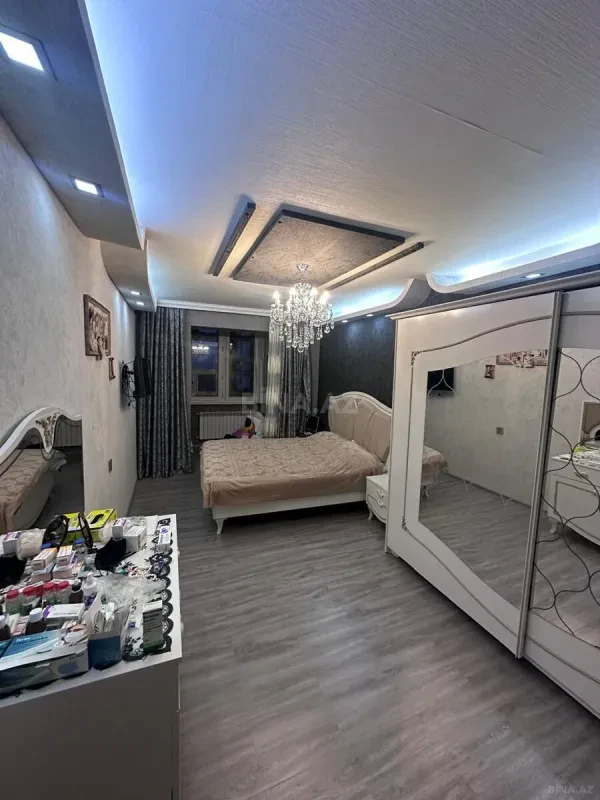 Satılır 2 otaqlı mənzil 58 m²