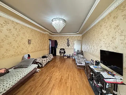 Kirayə verilir 2 otaqlı mənzil 80 m² — Bakı, Nərimanov 2 otaq 80.00 m²