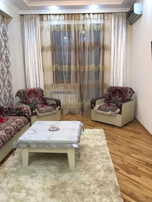 Kirayə verilir 2 otaqlı mənzil 55 m²