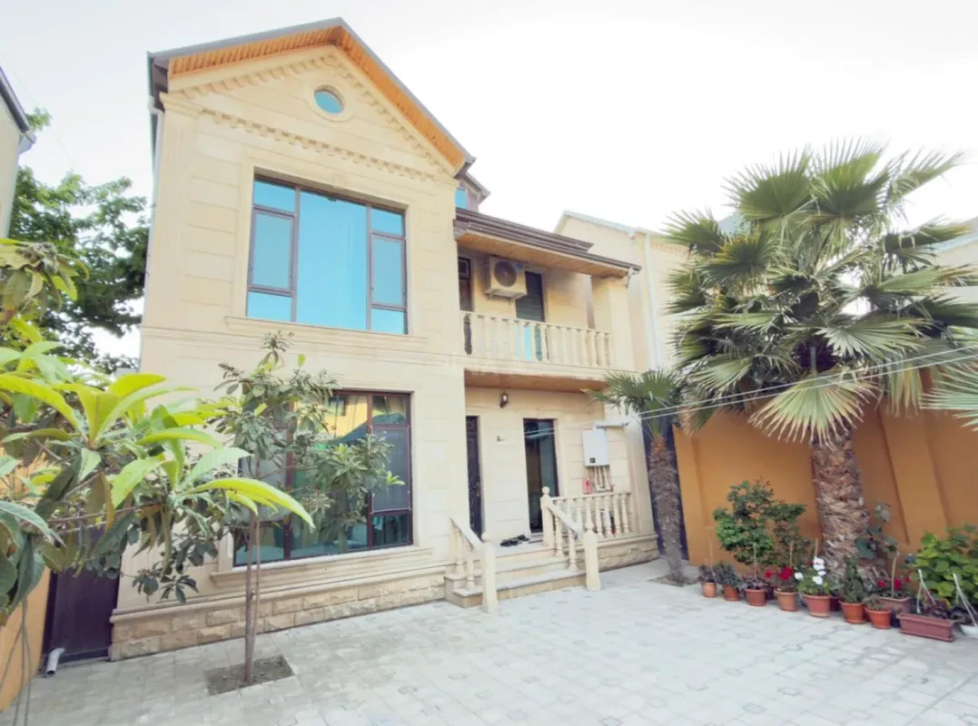 Satılır 4 otaqlı həyət evi 160 m²
