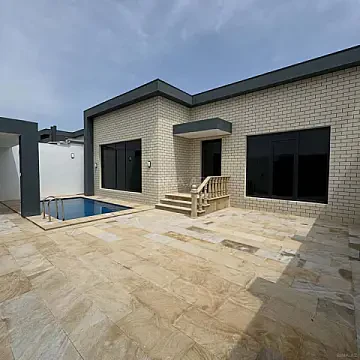 Satılır 4 otaqlı həyət evi 150 m² — Bakı, Mərdəkan 4 otaq 150.00 m²
