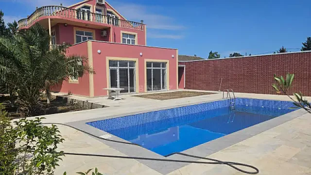 Kirayə verilir 5 otaqlı həyət evi 300 m² — Bakı, Şüvəlan 5 otaq 300.00 m²