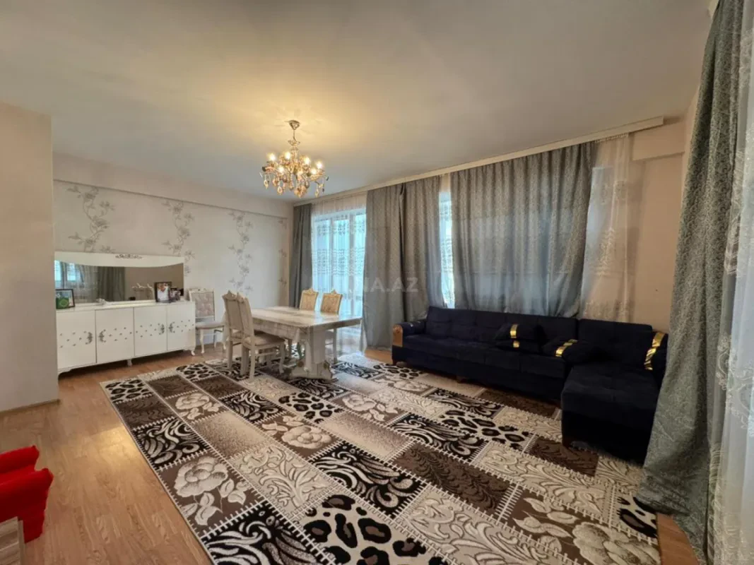 Satılır 3 otaqlı mənzil 83 m²