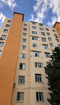 Satılır 3 otaqlı mənzil 80 m² — Bakı, Həzi Aslanov qəs. 3 otaq 80.00 m²