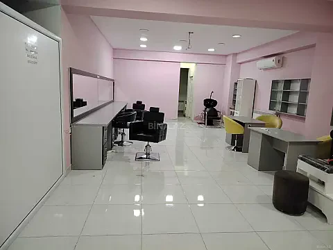 Kirayə verilir obyekt 105 m² — Bakı, İnşaatçılar 105.00 m²