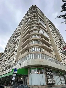 Satılır 3 otaqlı mənzil 138 m² — Bakı, İnşaatçılar 3 otaq 138.00 m²