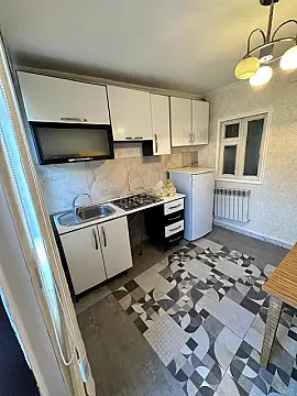Kirayə verilir 1 otaqlı həyət evi 23 m² — Bakı, Binəqədi 1 otaq 23.00 m²