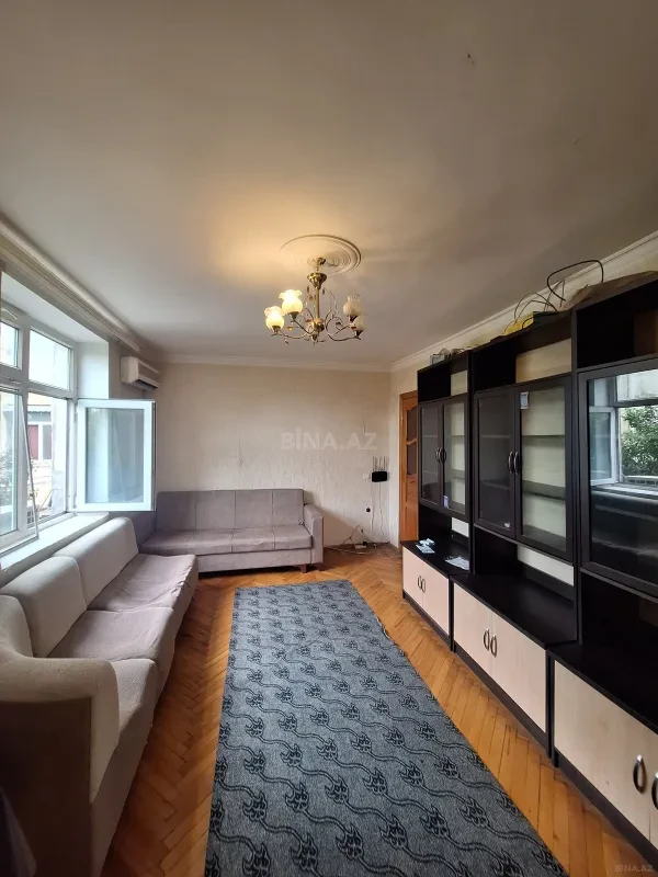 Kirayə verilir 2 otaqlı mənzil 35 m²