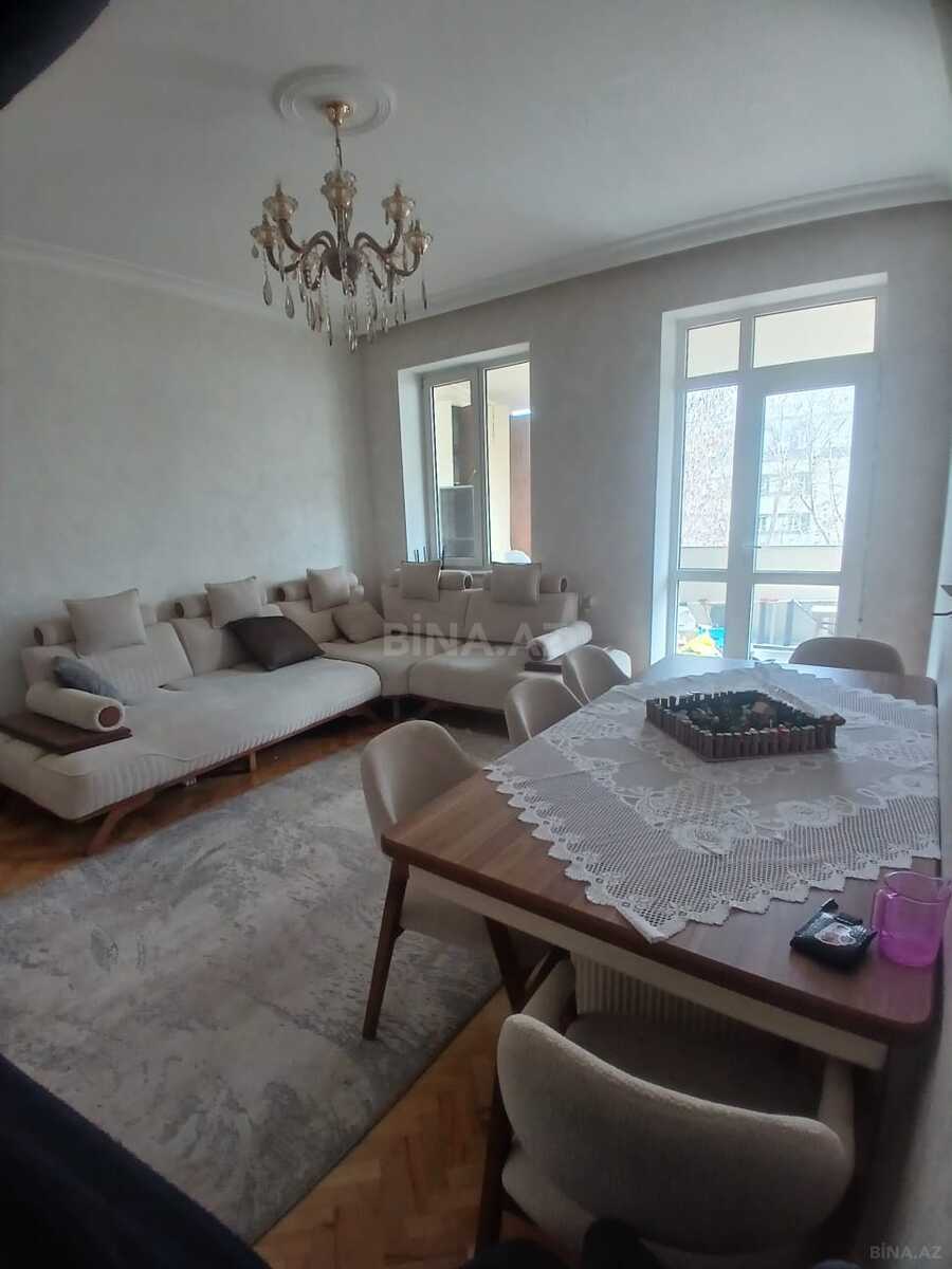 Satılır 3 otaqlı mənzil 100 m²