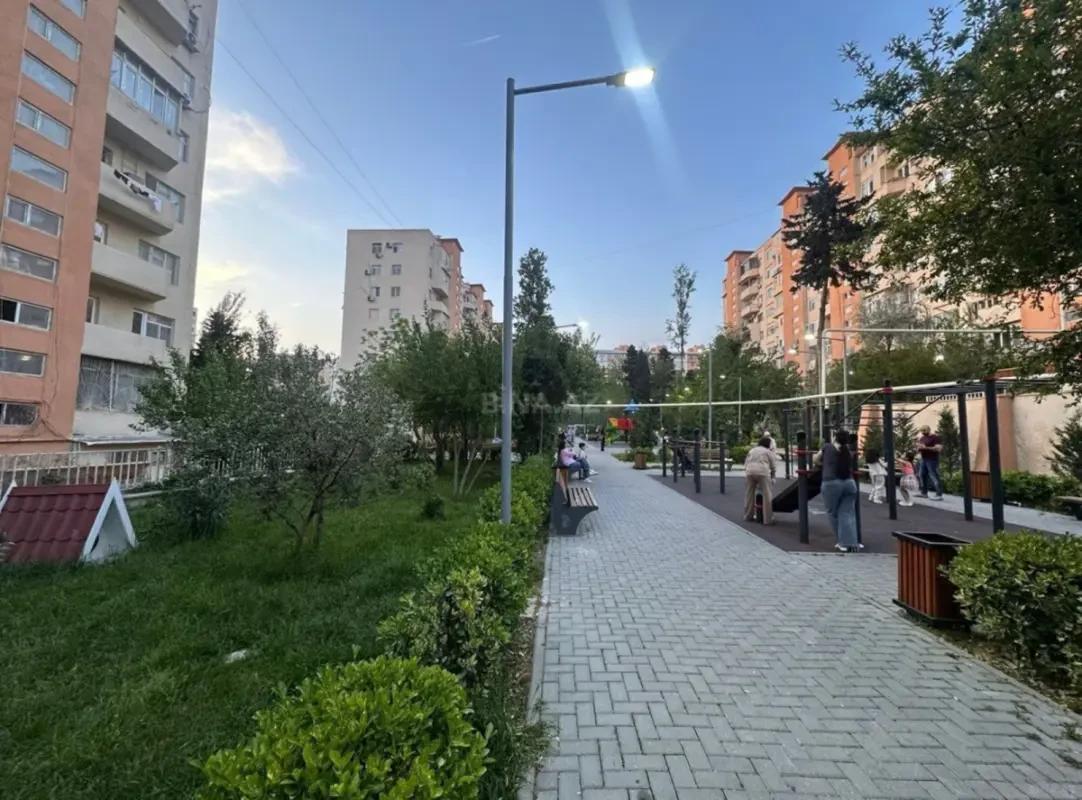Satılır 1 otaqlı mənzil 45 m²