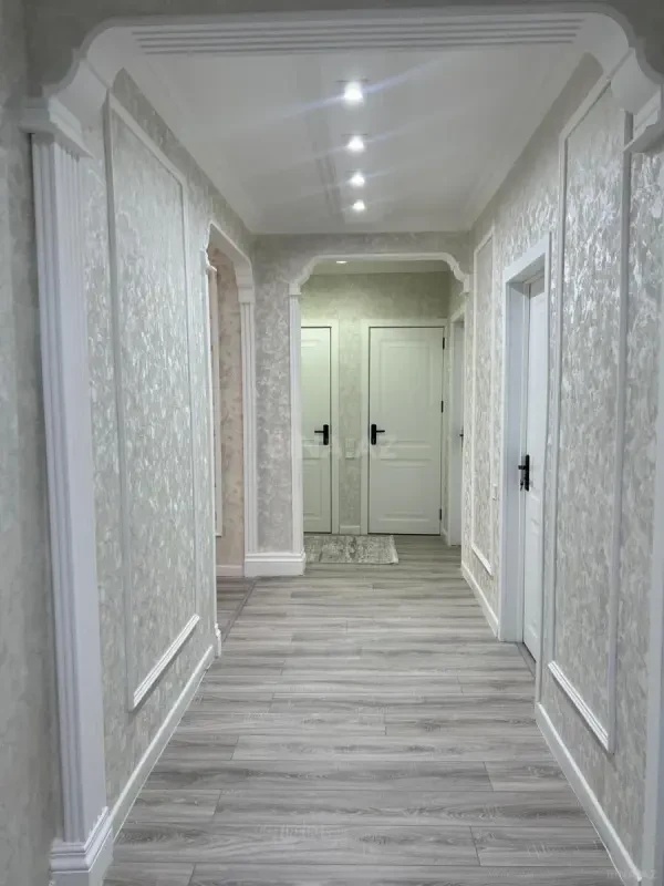 Kirayə verilir 5 otaqlı mənzil 120 m²