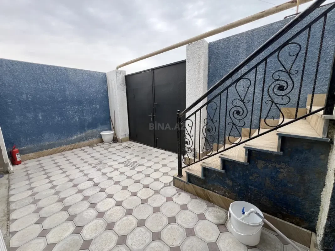 Satılır 4 otaqlı həyət evi 130 m²