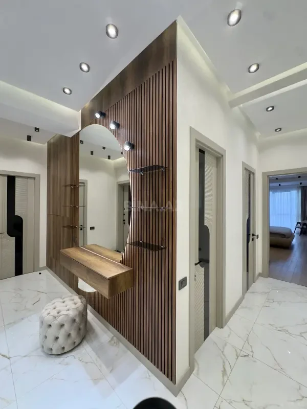 Satılır 4 otaqlı mənzil 185 m²