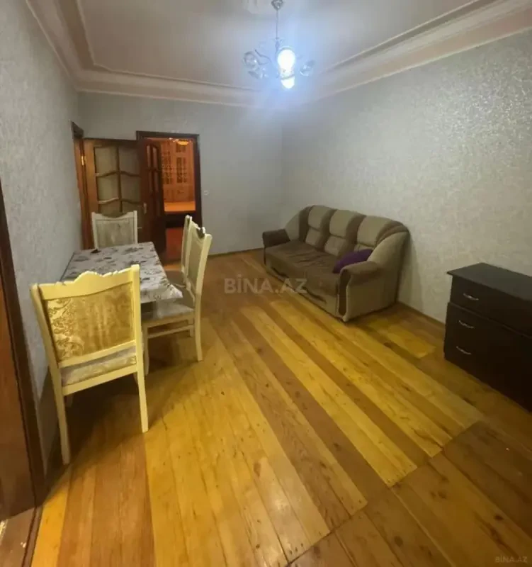 Kirayə verilir 2 otaqlı mənzil 50 m²