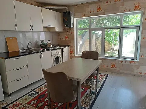 Satılır 2 otaqlı həyət evi 50 m² — Bakı, M.Ə.Rəsulzadə qəs. 2 otaq 50.00 m²