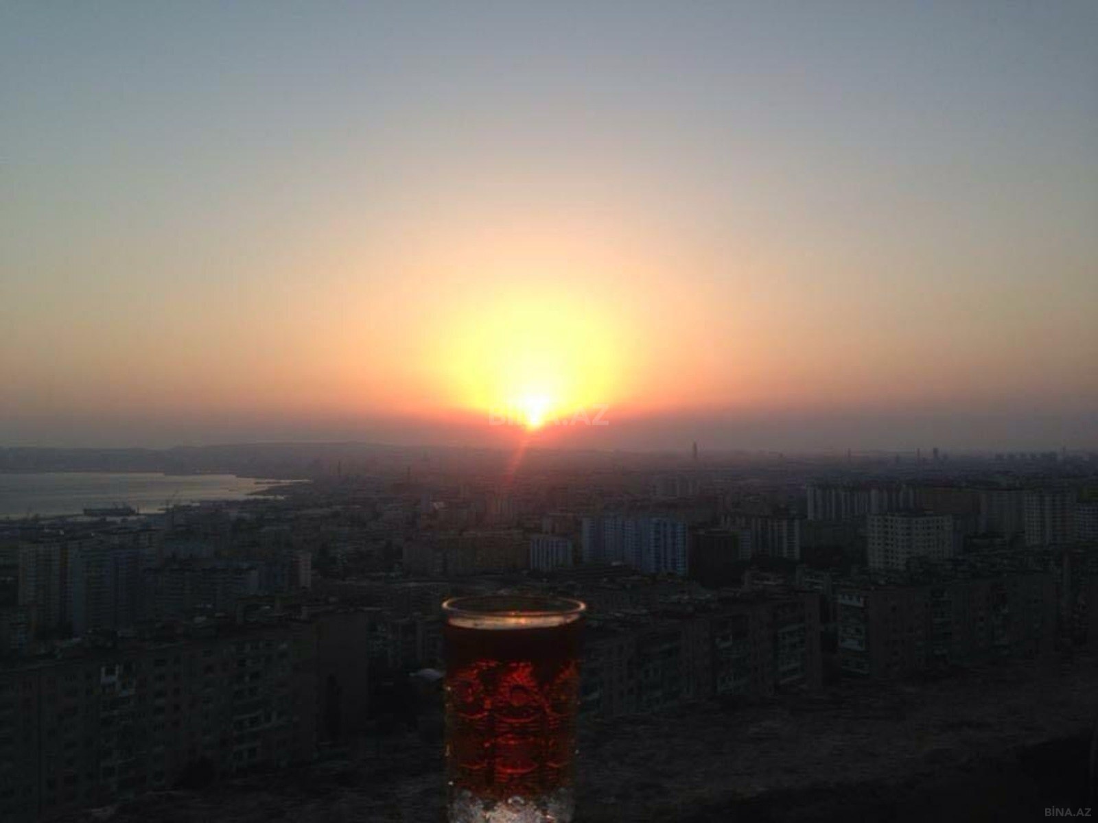 Satılır 3 otaqlı mənzil 123 m²