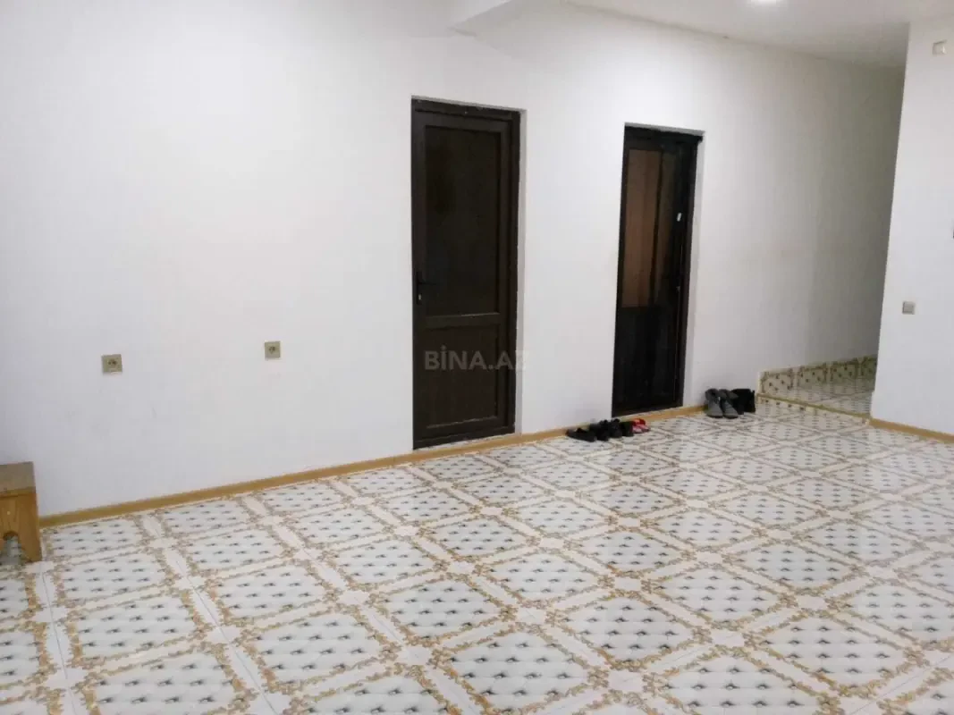 Satılır 6 otaqlı həyət evi 250 m²