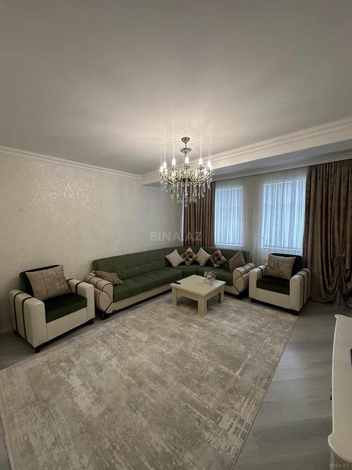 Satılır 3 otaqlı mənzil 88 m²