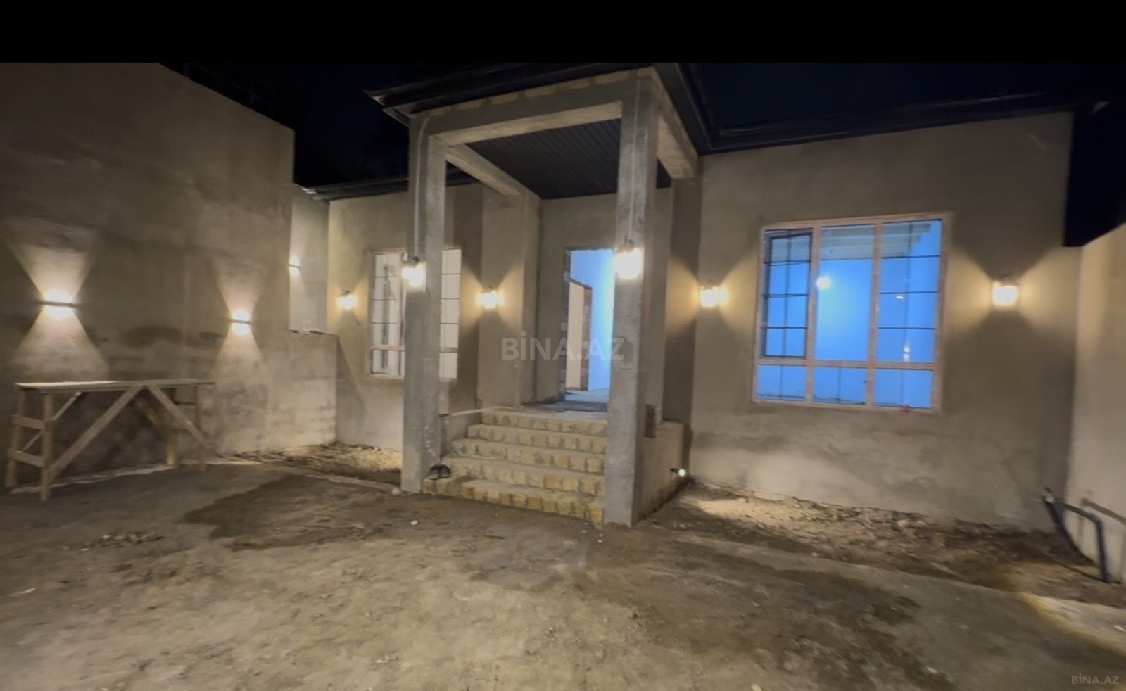 Satılır 4 otaqlı həyət evi 140 m²
